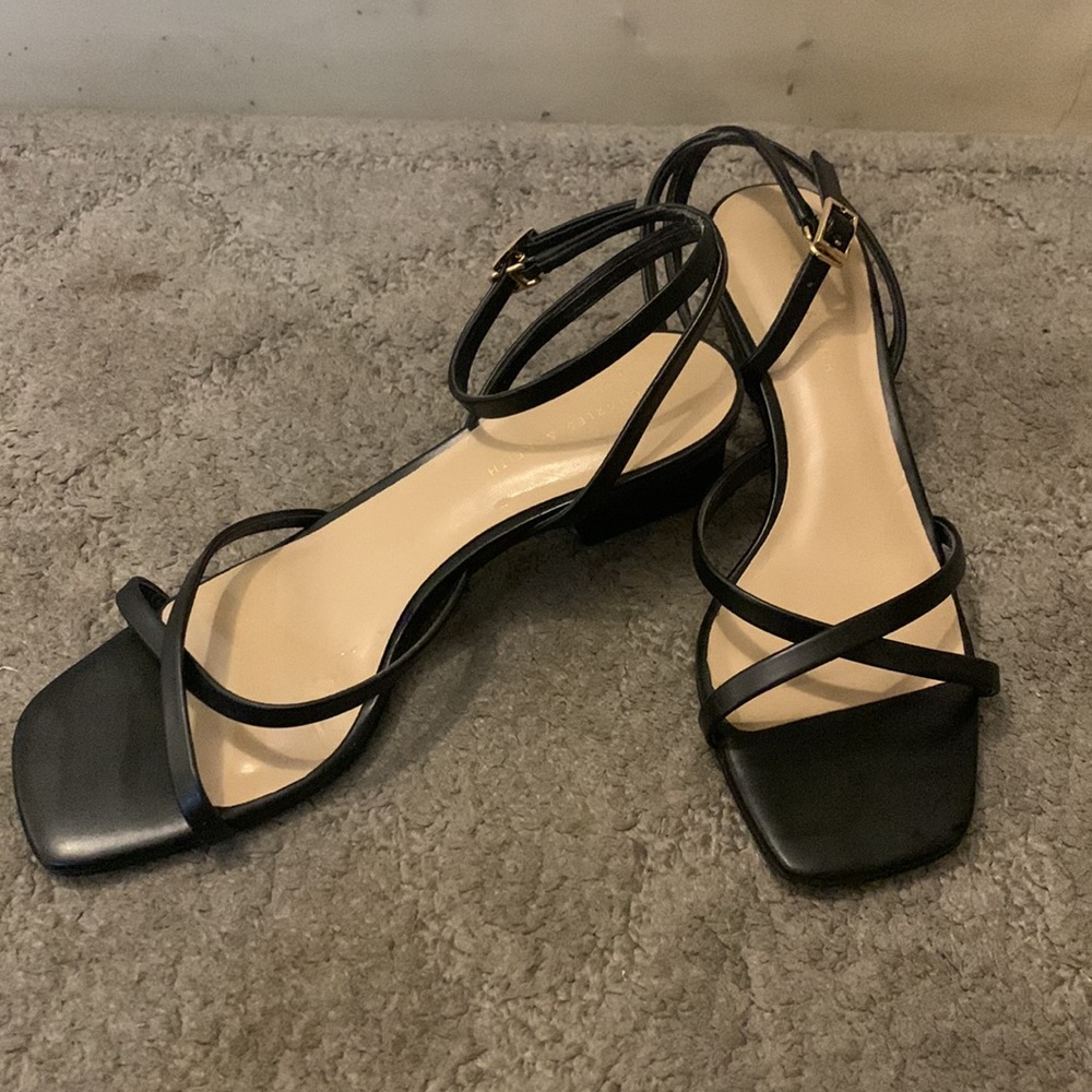 Charles & Keith sandals - Picture 5 of 6